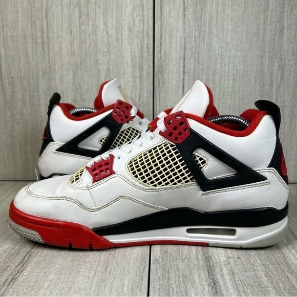 Nike Air Jordan 4 Retro OG Fire Red 2020 Sneaker Shoe dc7770 160 Mens Size 8 - Picture 2 of 10
